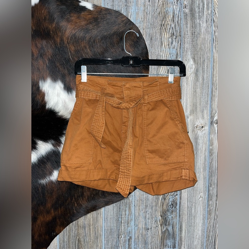 Vanilla Star juniors size 1 paper bag style tie waist shorts